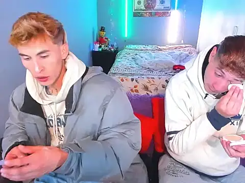 Latin boysxxxx online show from February 7, 3:13 am