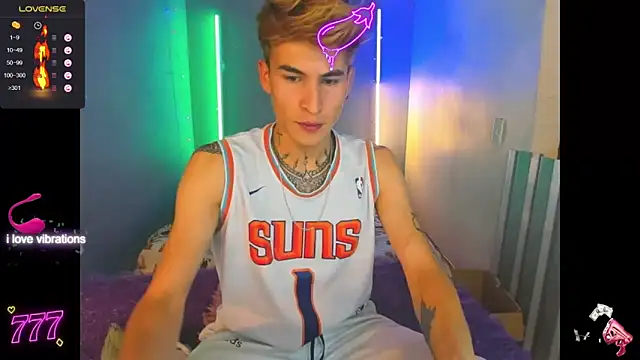 Latin boysxxxx online show from March 27, 11:38 pm