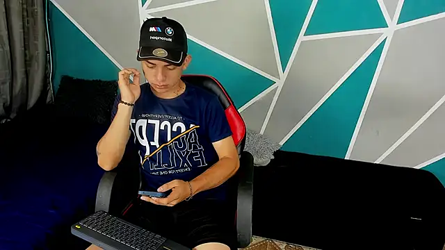 Ruiz2416 online show from October 22, 11:36 am