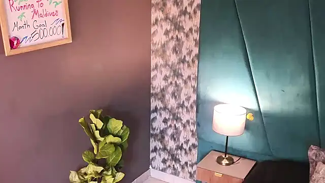 Aaron Eze online show from June 4, 2:34 pm
