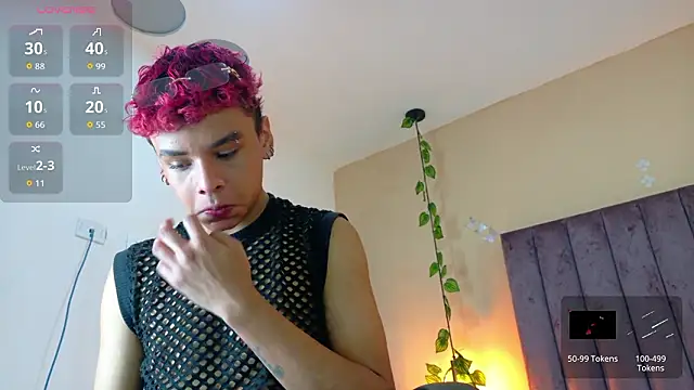 Xavier Fox    online show from February 9, 8:46 pm