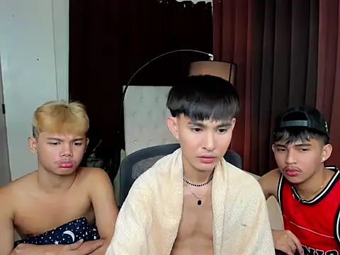 hardwildcock online show from October 17, 4:55 pm