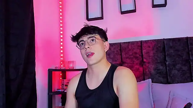 Theo Noxxx online show from November 4, 8:32 pm