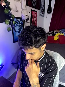 lukaOnline  online show from October 24, 4:36 am