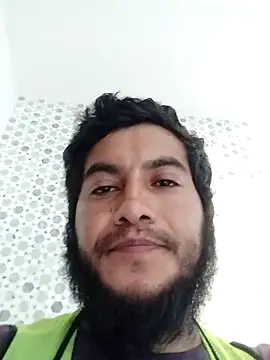 Travieso 21 online show from October 20, 7:40 pm