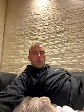 Rotteei1 online show from November 26, 8:34 pm