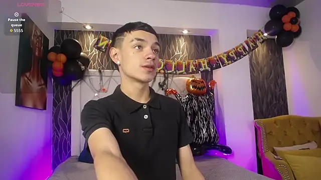 Mike lawford1 online show from October 29, 1:14 pm