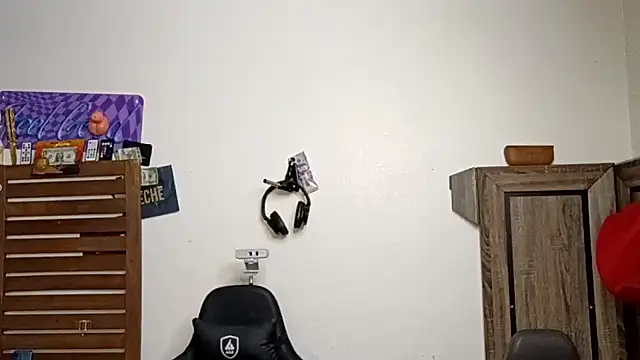 alphacloudGod online show from November 22, 7:19 am