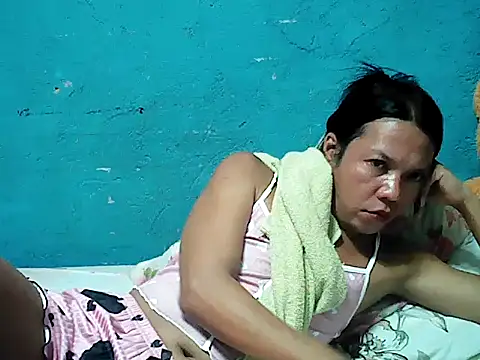 SmallluncutCock online show from December 1, 7:22 am