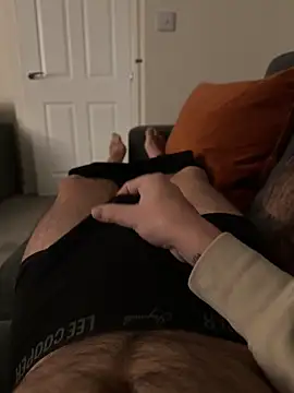 sevenisthemagicnum online show from November 16, 10:45 pm