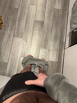 sevenisthemagicnum online show from February 7, 8:43 am