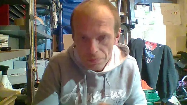 tommy3300 online show from April 27, 3:25 am