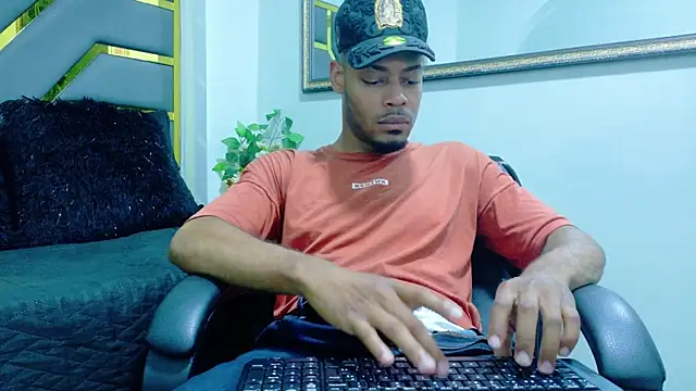 Neytanmalcon online show from November 25, 9:50 pm