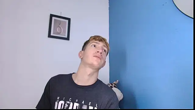 Erick Taylor3 online show from April 23, 7:38 pm