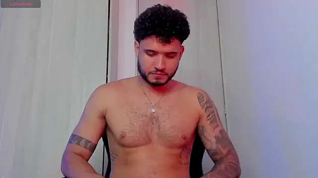 AUSTINN TORRES online show from July 30, 1:16 am