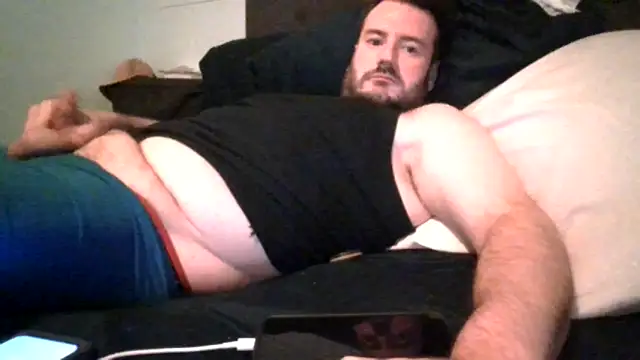 Snapshot of jayjj1983 chatting on October 28, 8:39 am jayjj1983 online show from October 28, 8:39 am