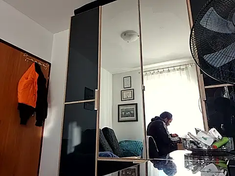 domymatteo69 online show from November 4, 2:07 pm