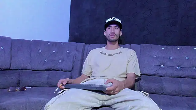 harold 777 online show from March 22, 3:00 am