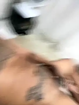 omascarado   online show from October 28, 5:10 am