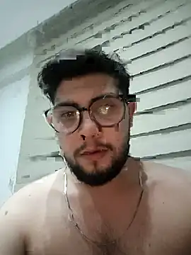 Mstfaavan64 online show from April 21, 9:10 pm