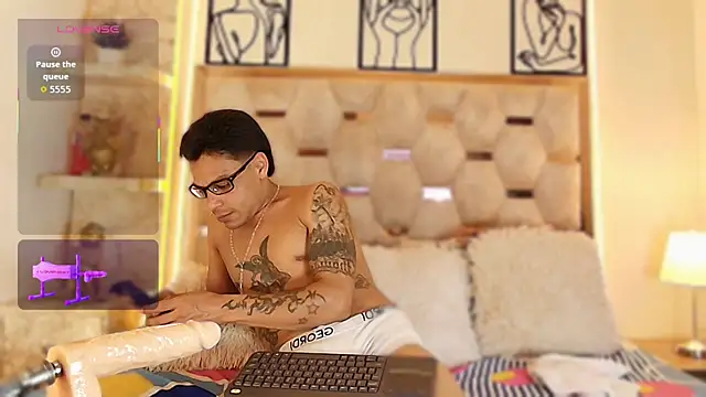 Andrew Haalls online show from November 9, 8:57 pm