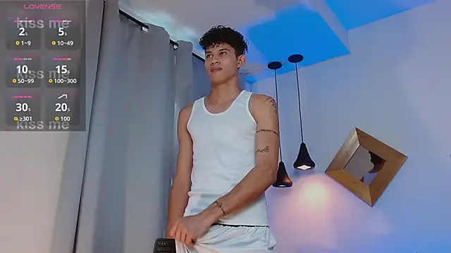 KamiSuarez online show from February 5, 6:15 pm