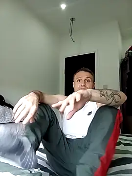 Caliguy36 online show from November 4, 2:40 pm