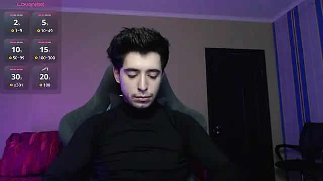 Yofukashii online show from December 15, 11:02 pm