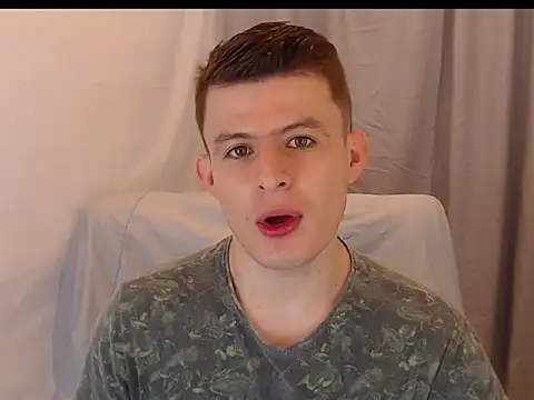 MARCUS FIRE online show from December 3, 3:18 pm