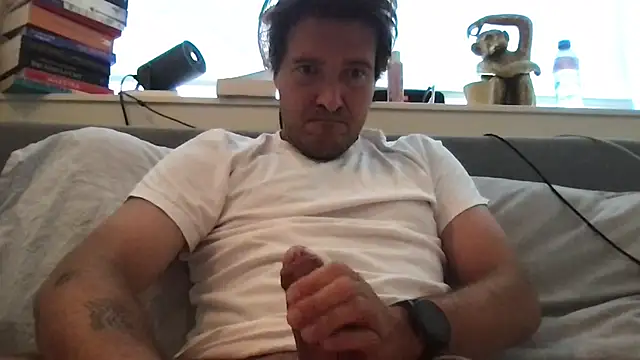 dutchpieter95 online show from July 8, 6:39 am