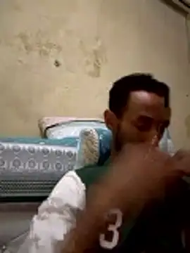 walide100000 online show from April 28, 9:41 pm
