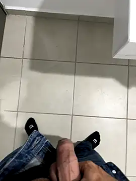 n0tf0und online show from November 8, 5:54 am