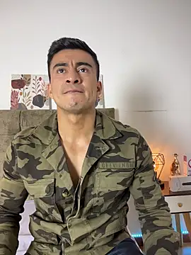 Chris Clarck online show from December 15, 8:06 pm