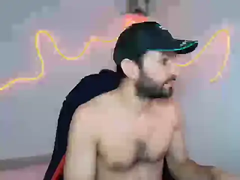 miketabarez online show from October 31, 8:56 pm