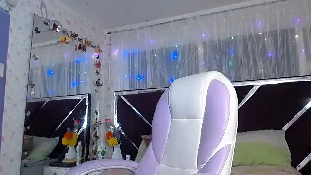 Santy bigcock 01 online show from July 25, 1:41 pm