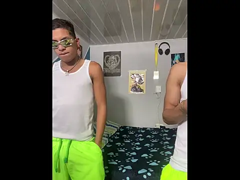 Mike and Rayan online show from January 6, 12:14 am