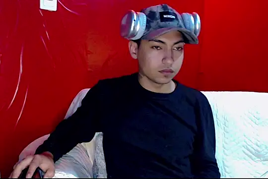 LPYsami773 online show from November 10, 12:37 am