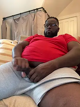 Pull N Tug1 online show from November 12, 7:08 pm