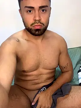 Stevenn 51 online show from November 9, 12:36 am