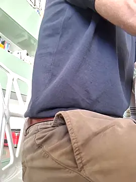 CuteDaddy92 online show from April 25, 3:31 pm