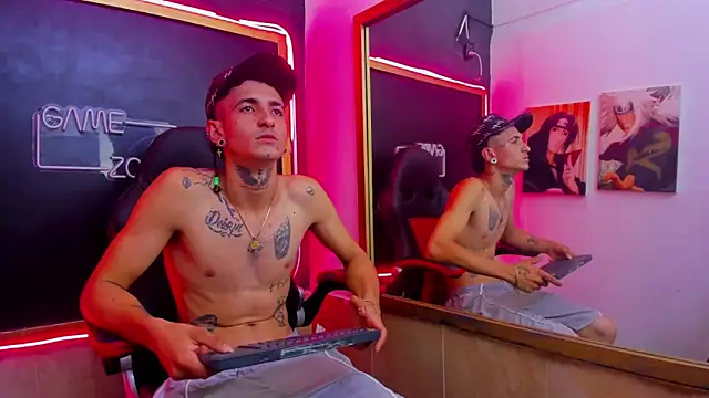 naider 1 online show from November 8, 5:32 am