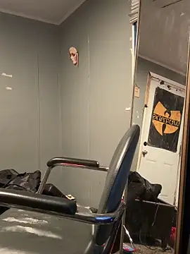 trickydickydaddy online show from April 19, 3:50 am