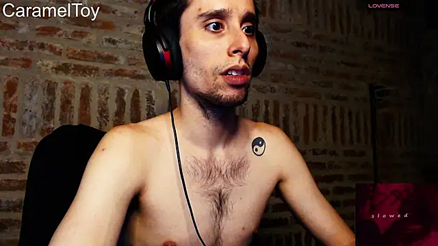 CaramelToy online show from February 27, 1:51 am