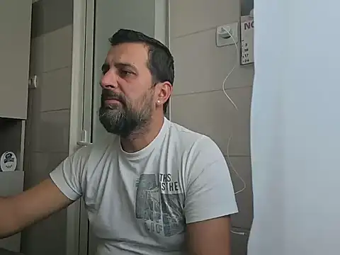 Tarkan19xxxx online show from November 12, 11:49 am