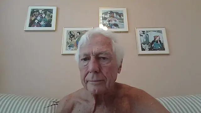 Snapshot of capttp chatting on December 11, 3:55 pm capttp online show from December 11, 3:55 pm