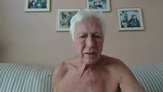 Snapshot of capttp chatting on January 11, 3:42 pm capttp online show from January 11, 3:42 pm