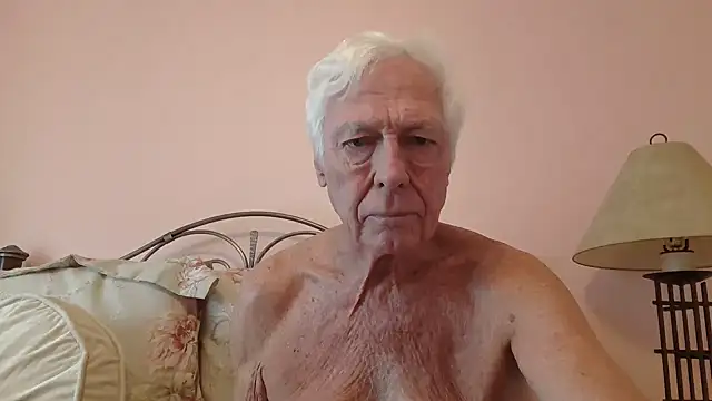 Snapshot of capttp chatting on January 13, 3:58 pm capttp online show from January 13, 3:58 pm