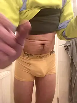 funguy19782 online show from January 8, 4:34 pm