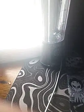 piggylatino online show from April 23, 12:29 pm