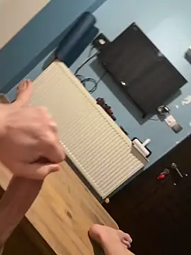 bigfatbro9 online show from April 3, 12:51 am